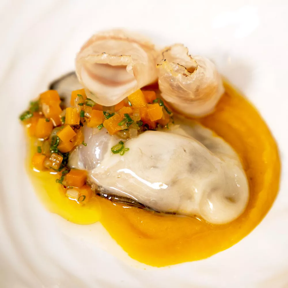Butternut Squash Purée Oyster with Lardo